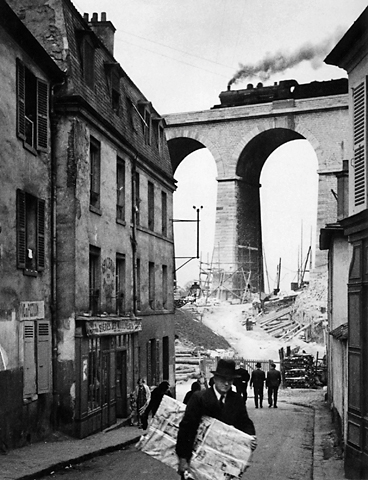 André Kertész - Meudon 1928